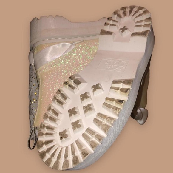 Doc Martens Molly White Glitter Platforms - Picture 3 of 4